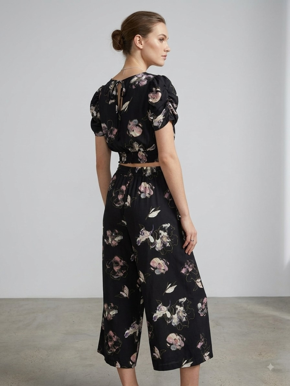 Black Floral Set